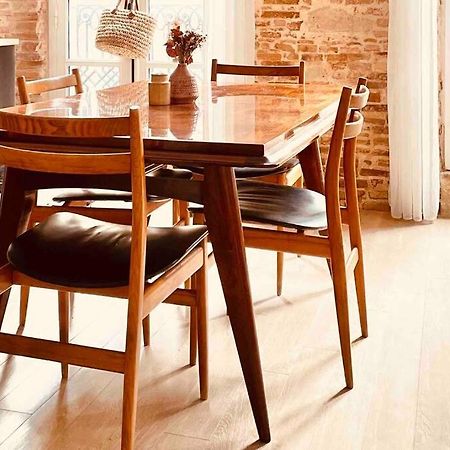 Tres Bel Appartement De 60M2 En Centre Ville ラヴォール エクステリア 写真