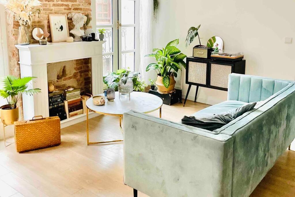 Tres Bel Appartement De 60M2 En Centre Ville ラヴォール エクステリア 写真